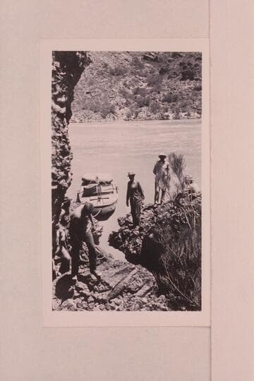 The "Esmeralda II" at right bank above Vulcan Rapid