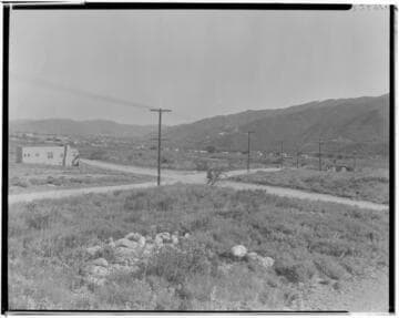 La Crescenta Crest. 1930