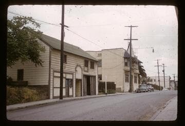 Old carriage house on Bunker Hill Avenue near 2nd Street