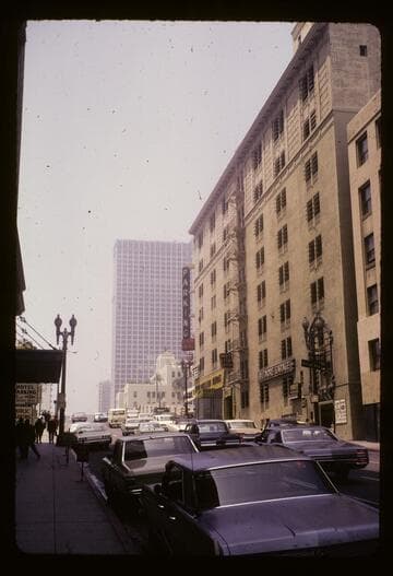 5th Street west of Olive Street, showing new Union Bank Square