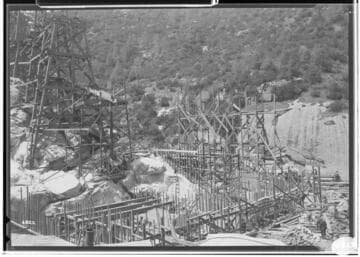 Big Creek Powerhouse #8 - first forms up